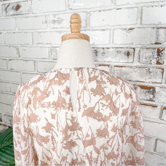 White & Pink Floral Sheer Long Ruffle Bell Sleeve V-neck Keyhole Romper M - Picture 7 of 10